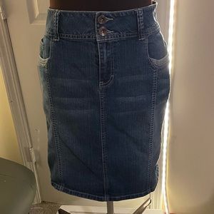 Cato size 12 Jean skirt preowned